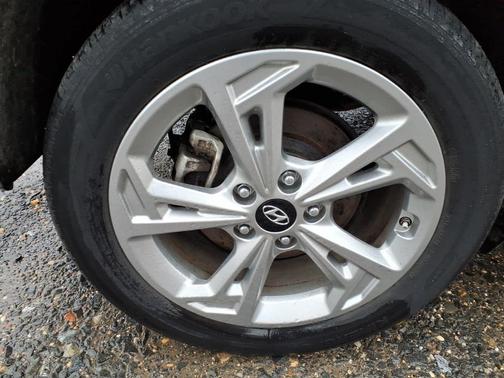 Cyber Silver w/Black Roof 2023 Hyundai KONA SEL