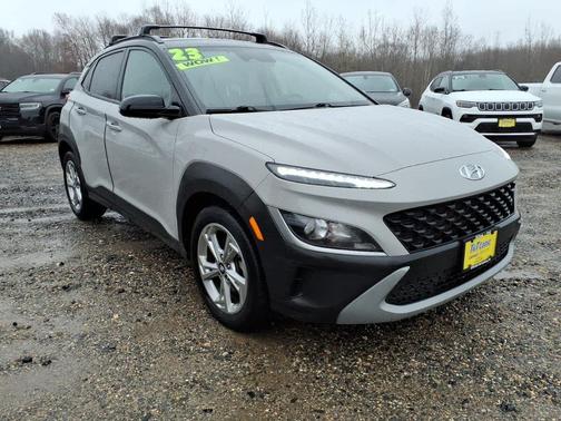 Cyber Silver w/Black Roof 2023 Hyundai KONA SEL