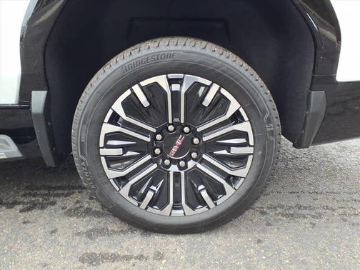 Summit White 2026 GMC Sierra 1500 Denali