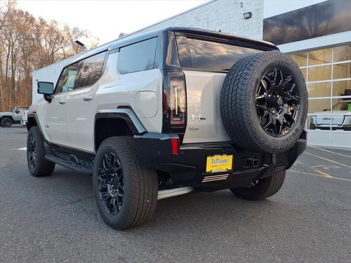 2026 GMC HUMMER EV SUV 2X