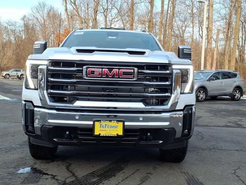 2026 GMC Sierra 3500 SLT