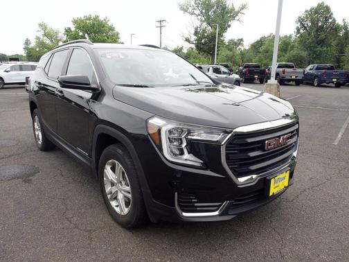 Ebony Twilight Metallic 2023 GMC Terrain SLE