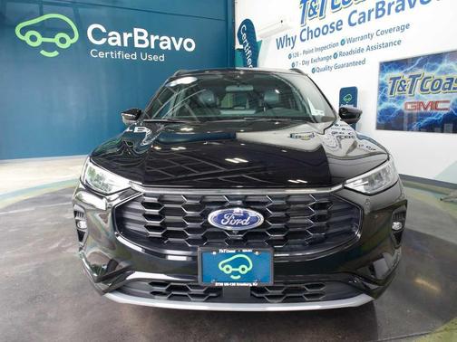 Agate Black Metallic 2023 Ford Escape ST-Line Select