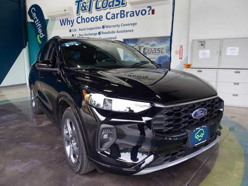 Agate Black Metallic 2023 Ford Escape ST-Line Select