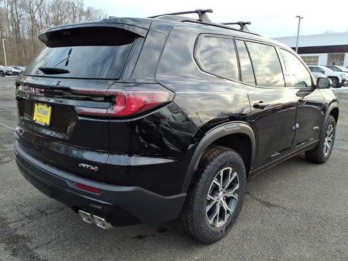 2026 GMC Acadia AT4 AWD