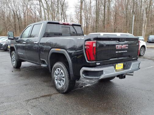2026 GMC Sierra 2500 SLT