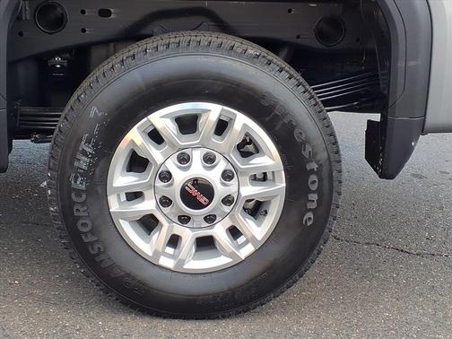 2026 GMC Sierra 2500 SLE