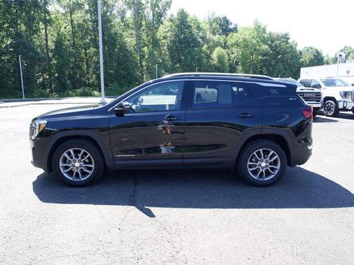 Ebony Twilight Metallic 2024 GMC Terrain SLT