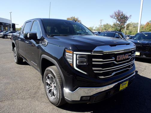 Onyx Black 2026 GMC Sierra 1500 SLT