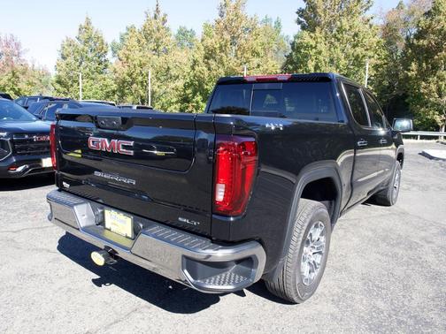 Onyx Black 2026 GMC Sierra 1500 SLT