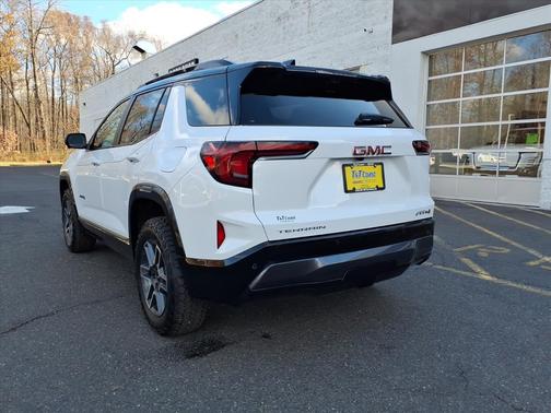 2026 GMC Terrain AWD AT4