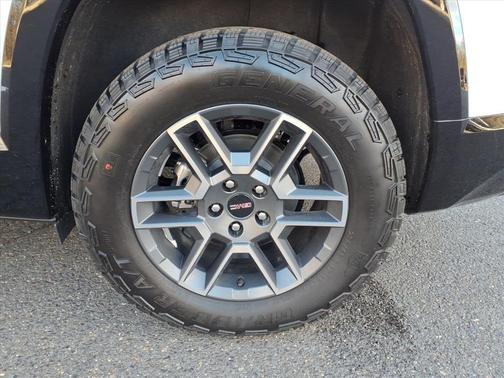 2026 GMC Terrain AWD AT4