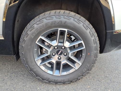 2026 GMC Terrain AWD AT4
