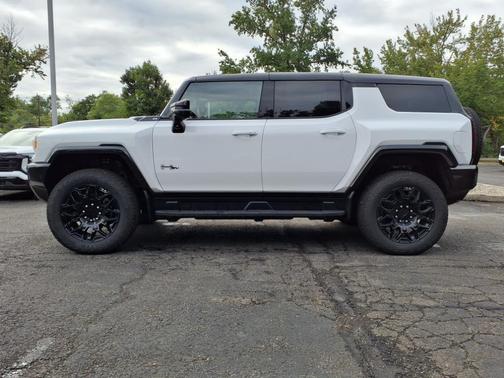 2026 GMC HUMMER EV SUV 2X