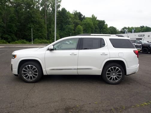 White Frost Tricoat 2023 GMC Acadia Denali