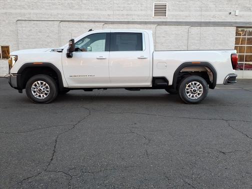 2026 GMC Sierra 2500 SLE