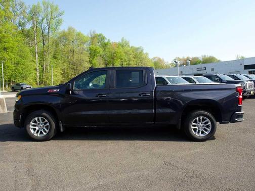 Dark Ash Metallic 2022 Chevrolet Silverado 1500 RST