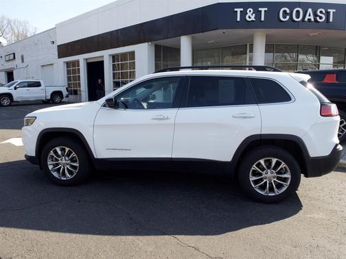 Bright White Clearcoat 2022 Jeep Cherokee Latitude Lux
