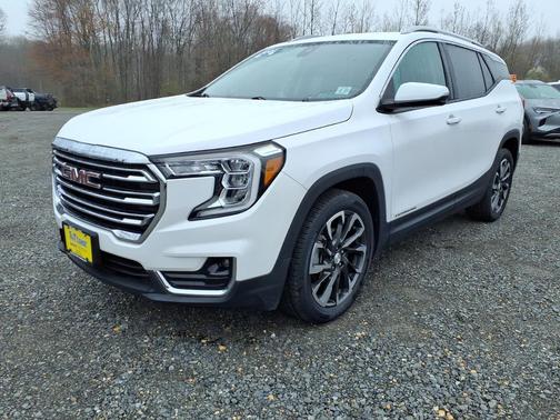 Summit White 2022 GMC Terrain SLT