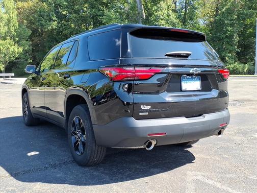 2024 Chevrolet Traverse LT Cloth
