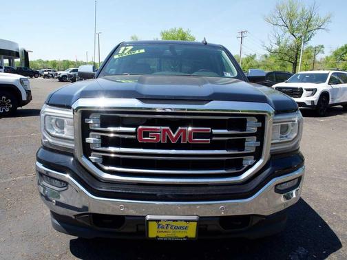 Onyx Black 2017 GMC Sierra 1500 SLT