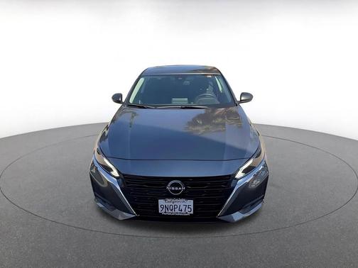 Gun Metallic 2025 Nissan Altima SV FWD