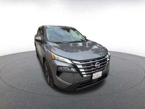 Gun Metallic 2025 Nissan Rogue SV