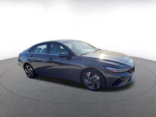 2025 Hyundai ELANTRA HEV Limited