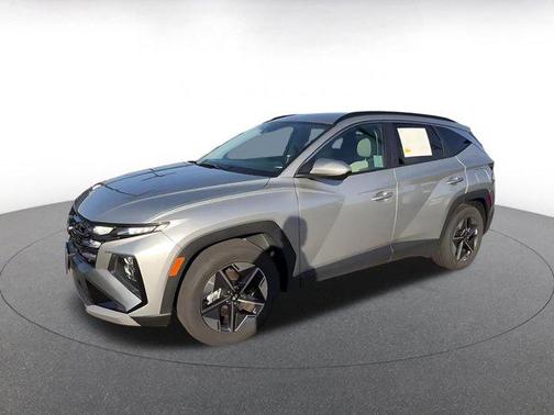 Shimmering Silver 2025 Hyundai TUCSON SEL