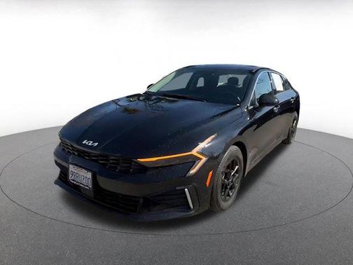 2025 Kia K5 LXS