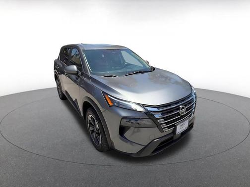 Gun Metallic 2025 Nissan Rogue SV