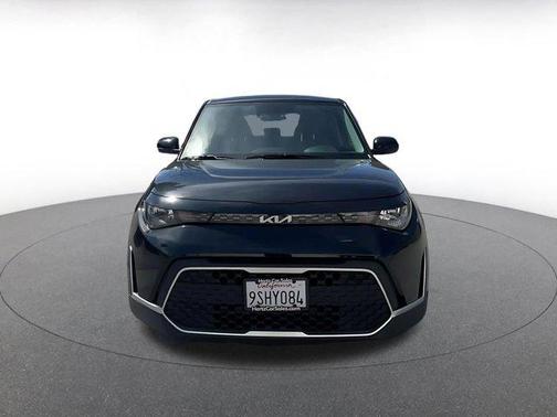 Fusion Black 2025 Kia Soul LX