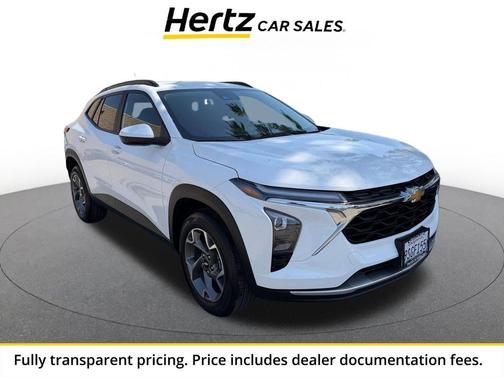 Summit White 2025 Chevrolet Trax LT