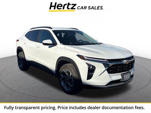 Summit White 2025 Chevrolet Trax LT