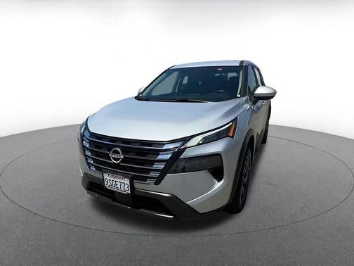 Brilliant Silver Metallic 2025 Nissan Rogue SV