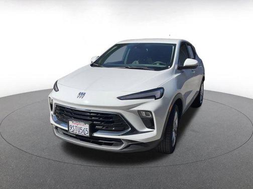 Summit White 2025 Buick Encore GX Preferred