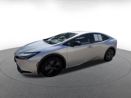 2025 Toyota Prius LE