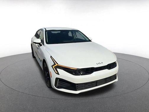 2025 Kia K5 LXS