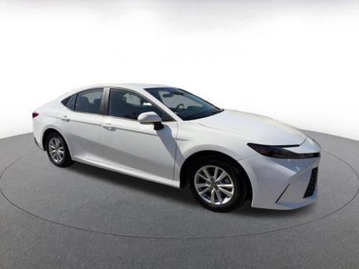 Ice Cap 2025 Toyota Camry LE
