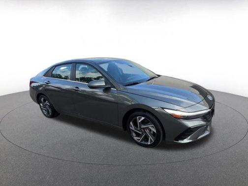 2025 Hyundai ELANTRA HEV Limited
