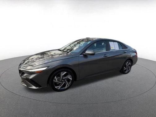 2025 Hyundai ELANTRA HEV Limited