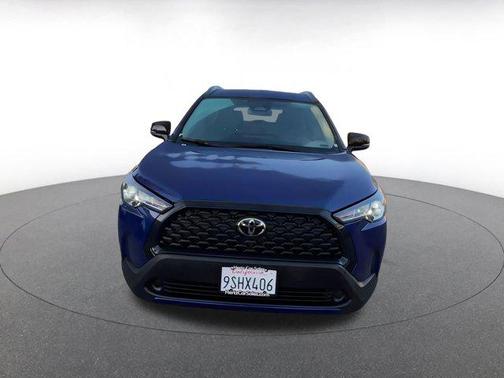 2025 Toyota Corolla Cross LE
