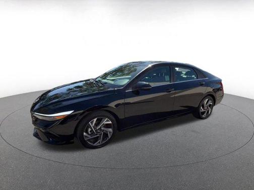 2025 Hyundai ELANTRA HEV Limited