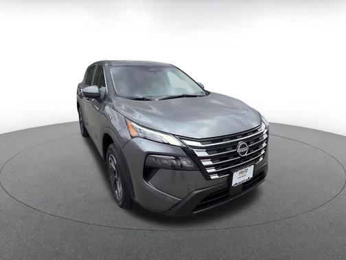 Gun Metallic 2025 Nissan Rogue SV