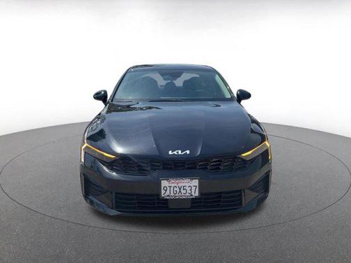 Aurora Black Pearl 2025 Kia K5 LXS