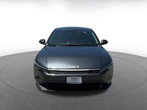 Interstellar Gray 2025 Kia K4 LXS