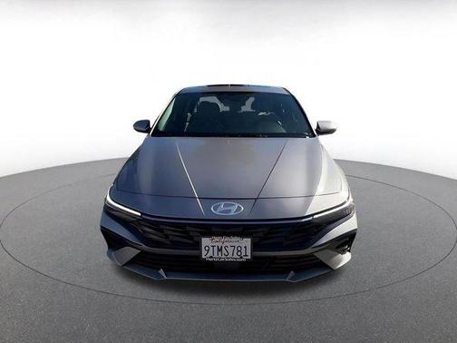 2025 Hyundai ELANTRA HEV Limited