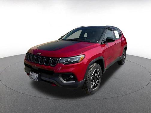 2025 Jeep Compass Trailhawk