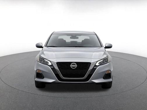 Gun Metallic 2025 Nissan Altima SV FWD