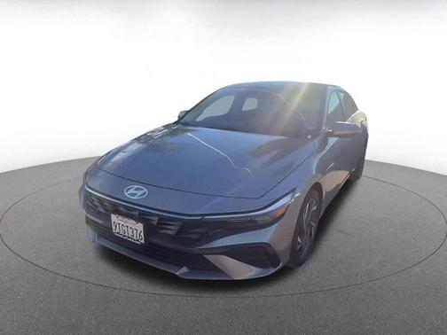 2025 Hyundai ELANTRA HEV Limited